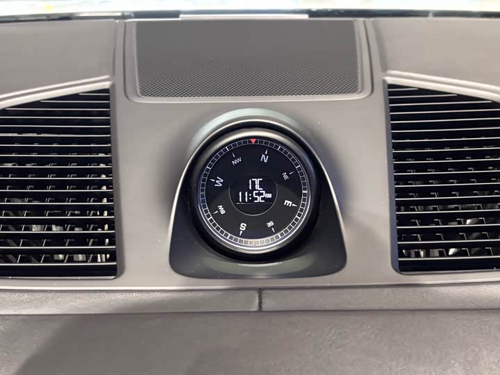 Фото 23 - Porsche Cayenne