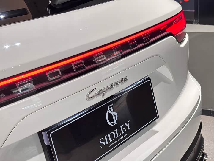 Фото 25 - Porsche Cayenne