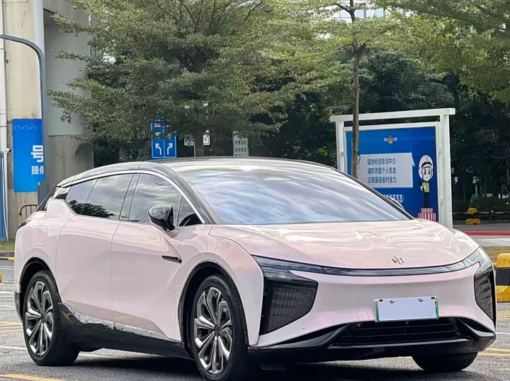 Фото 4 - HiPhi X