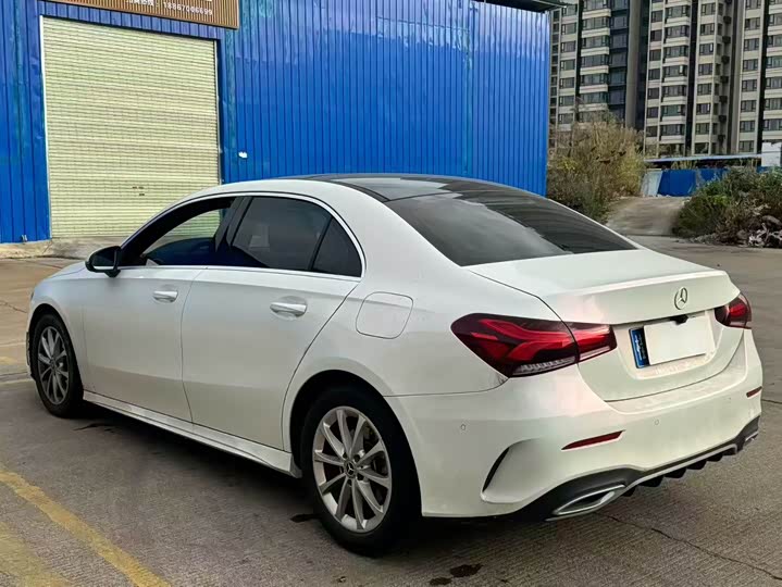 Фото 5 - Mercedes-Benz A-Class