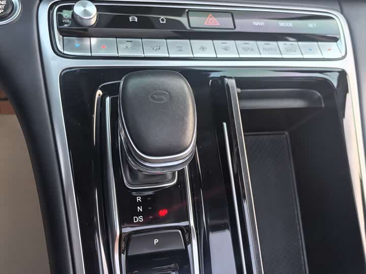 Фото 16 - GAC Trumpchi M8