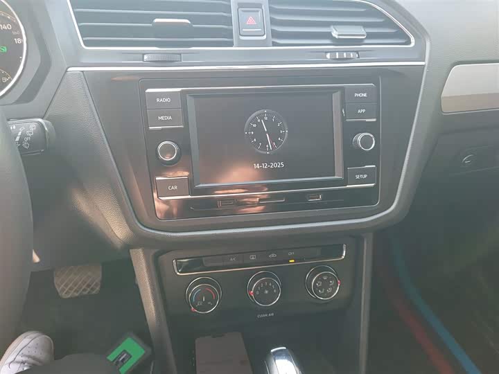 Фото 13 - Volkswagen Tiguan L Pro