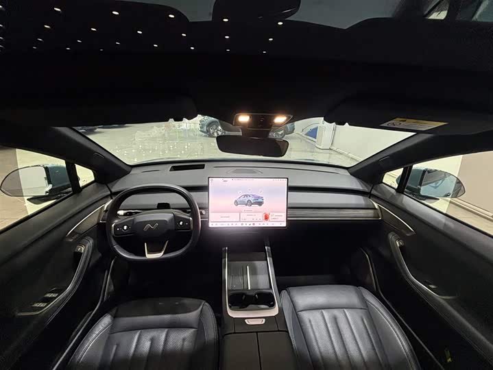 Фото 6 - Nio Onvo L60