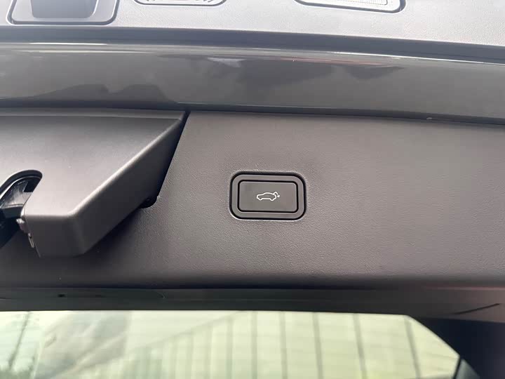 Фото 17 - Volvo XC70 Hybrid