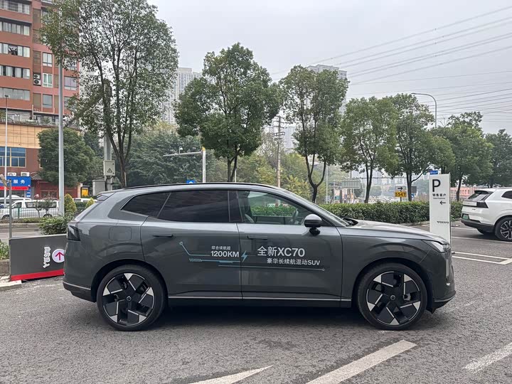 Фото 4 - Volvo XC70 Hybrid