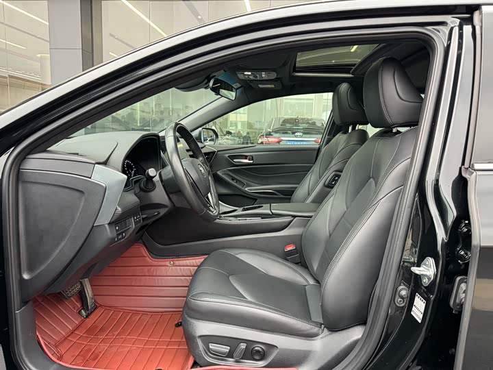 Фото 4 - Toyota Avalon