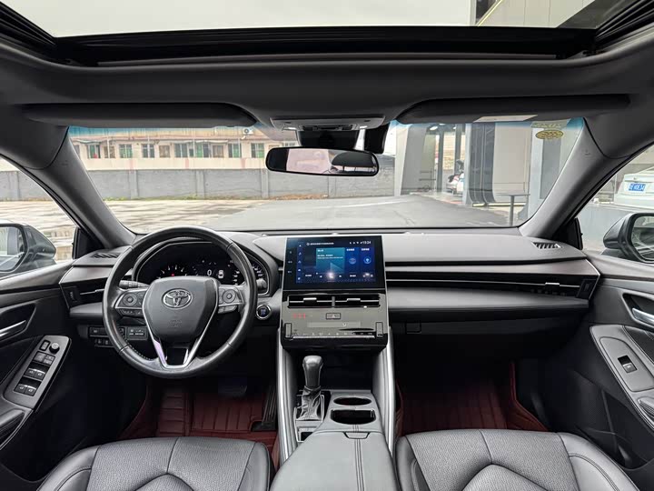 Фото 5 - Toyota Avalon