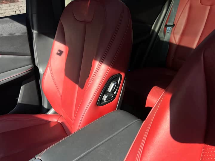 Фото 12 - Dongfeng Forthing T5 EVO