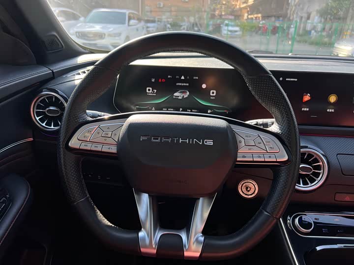 Фото 15 - Dongfeng Forthing T5 EVO