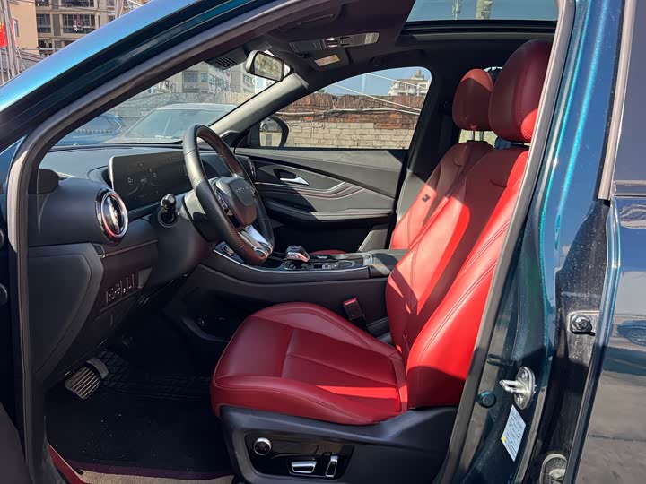 Фото 9 - Dongfeng Forthing T5 EVO