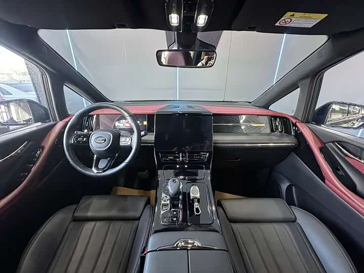 Фото 9 - GAC Trumpchi M8