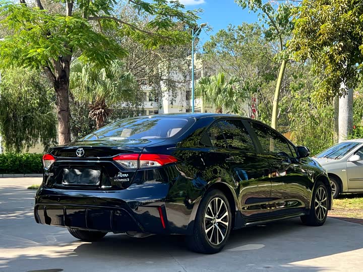 Фото 10 - Toyota Levin