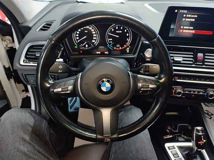 Фото 11 - BMW 1 Series