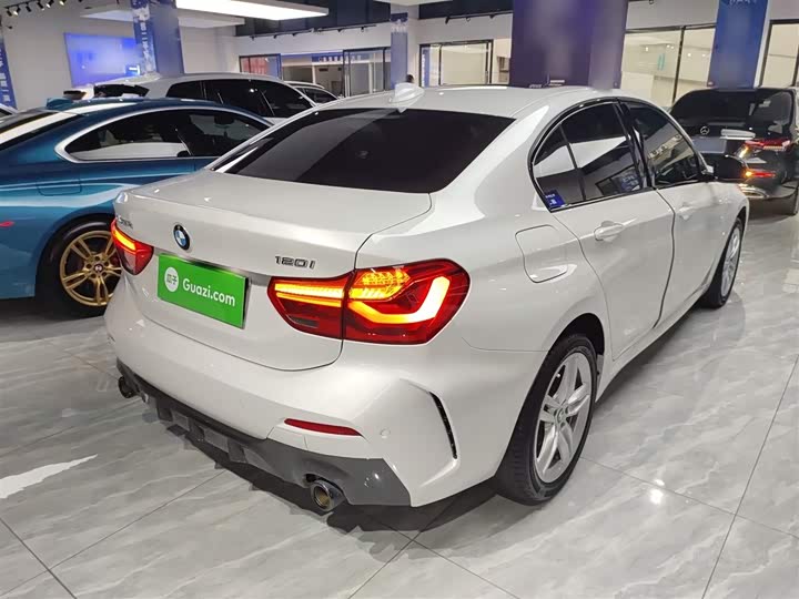 Фото 7 - BMW 1 Series