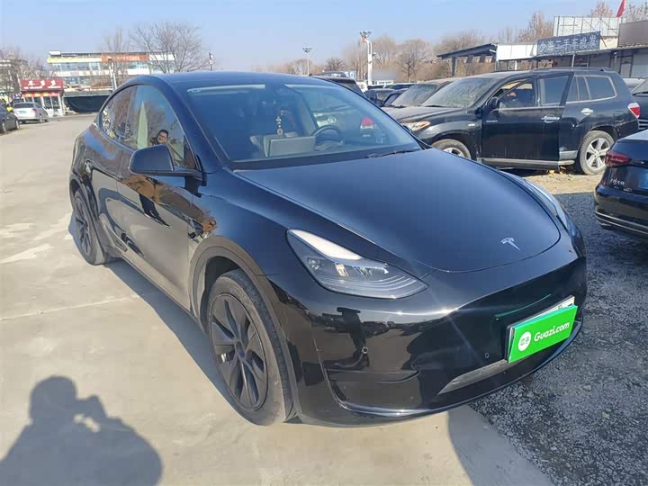 Фото 4 - Tesla Model Y