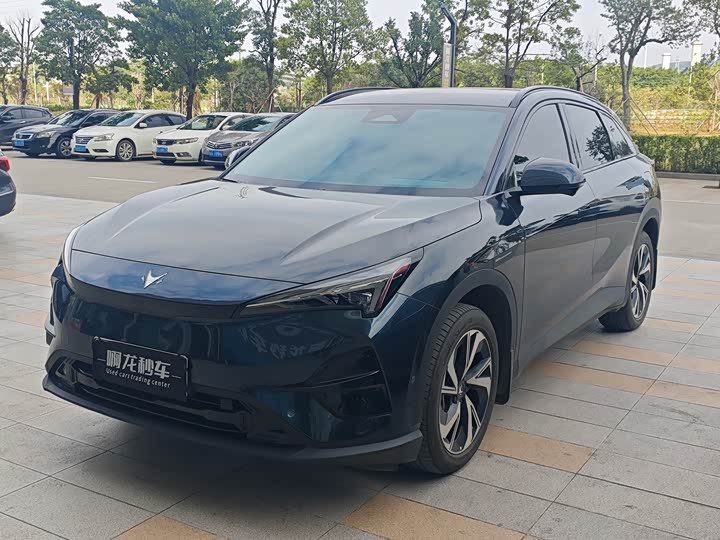 Фото 1 - BAIC Arcfox Alpha T5