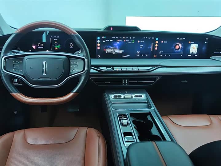 Фото 12 - Lincoln Z (Zephyr)