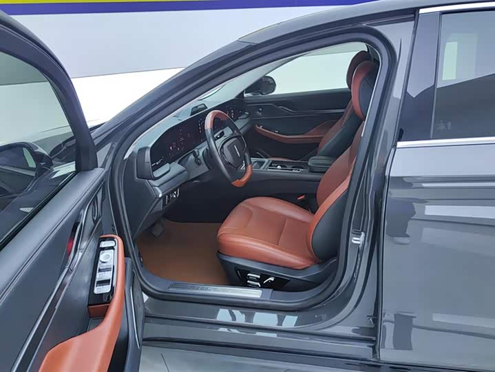 Фото 9 - Lincoln Z (Zephyr)