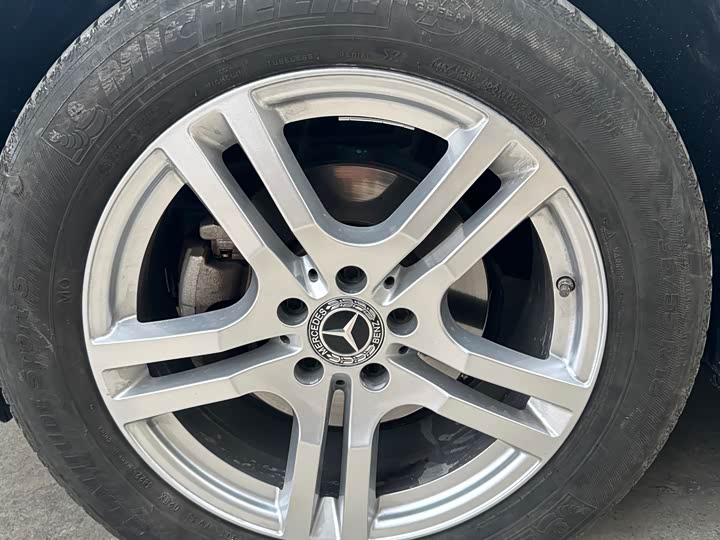 Фото 11 - Mercedes-Benz GLA-Class