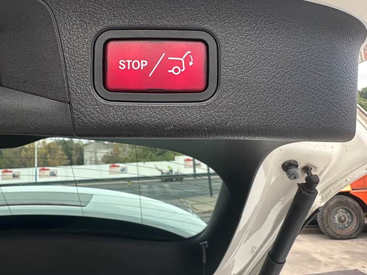 Фото 8 - Mercedes-Benz GLA-Class