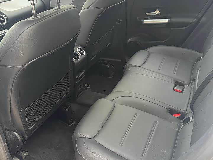 Фото 9 - Mercedes-Benz GLA-Class