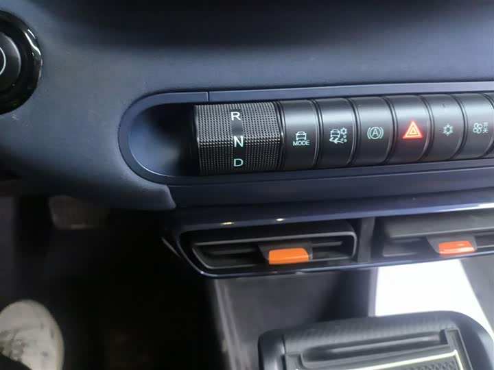 Фото 14 - BYD Seagull