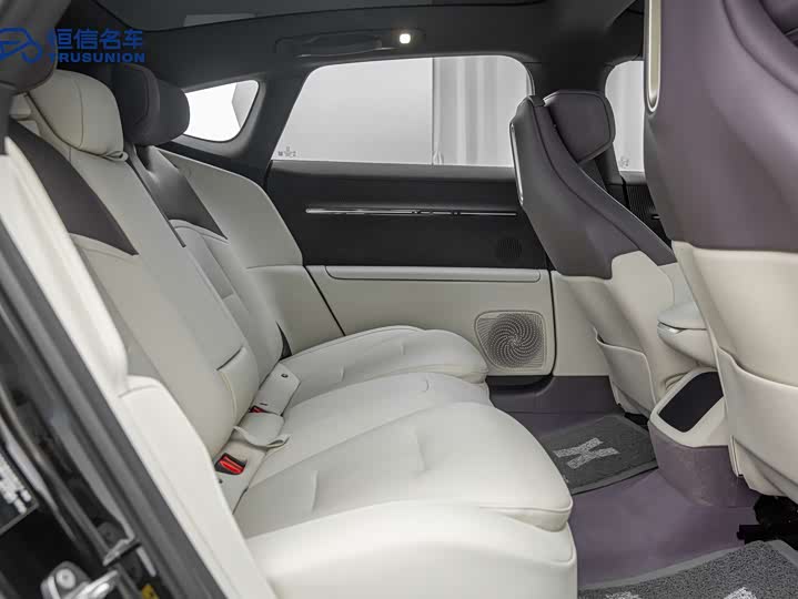 Фото 16 - Avatr 12