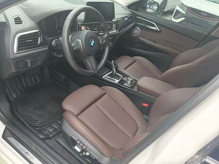 Фото 4 - BMW 1 Series