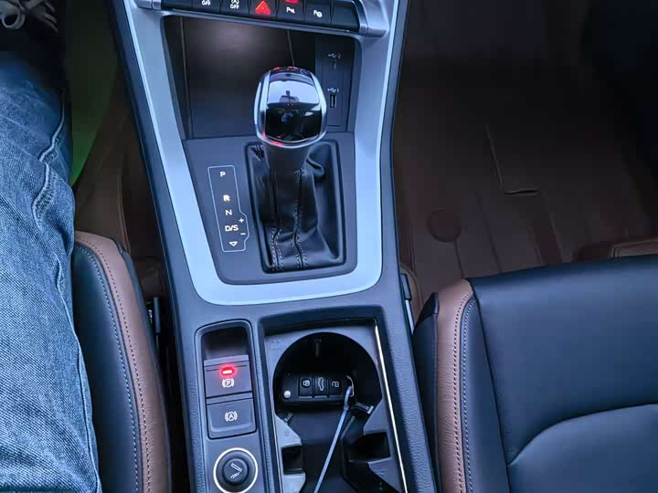 Фото 20 - Audi Q3