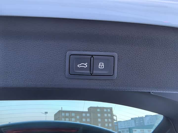 Фото 7 - Audi Q3