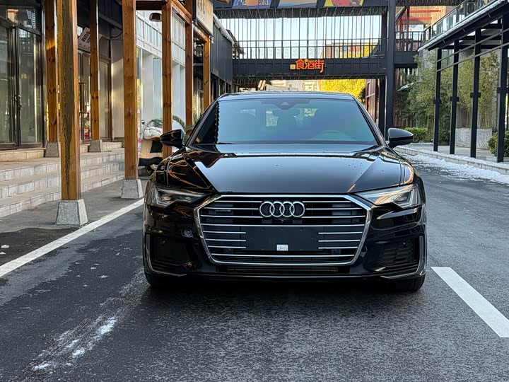 Фото 2 - Audi A6L