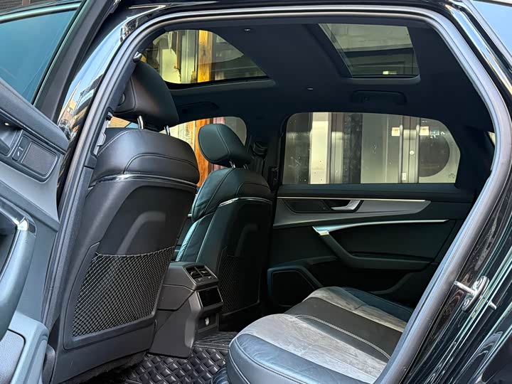 Фото 6 - Audi A6L