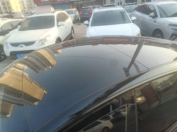 Фото 27 - Tesla Model 3