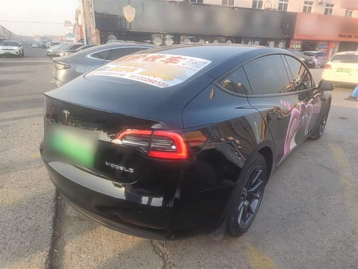 Фото 7 - Tesla Model 3