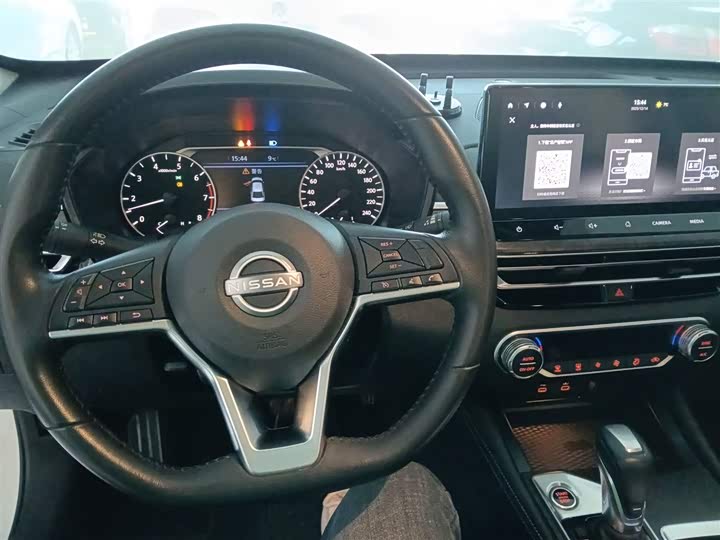 Фото 10 - Nissan Teana