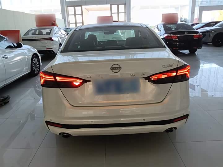 Фото 6 - Nissan Teana