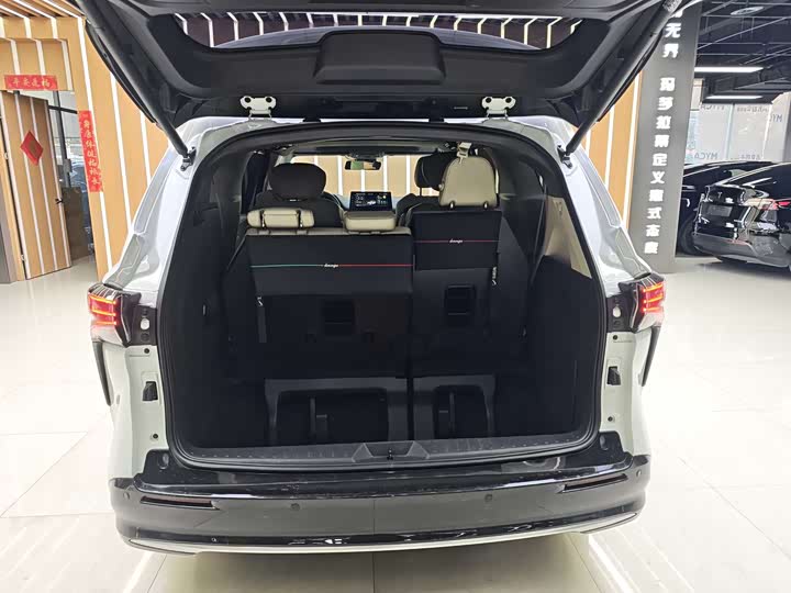 Фото 4 - Toyota Sienna