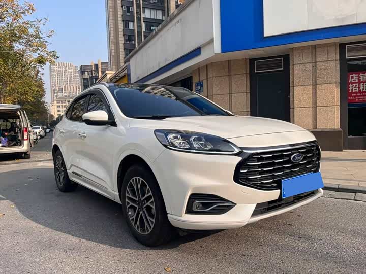 Фото 3 - Ford Escape