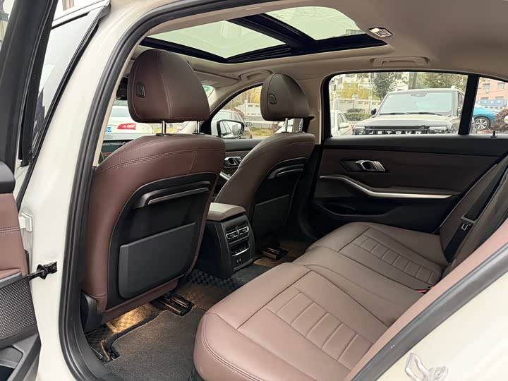 Фото 5 - BMW 3 Series