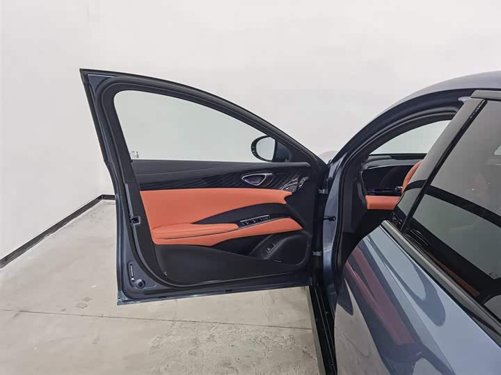 Фото 8 - BYD Seal