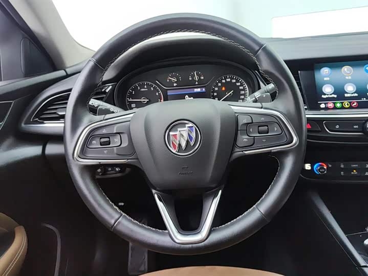 Фото 15 - Buick Regal