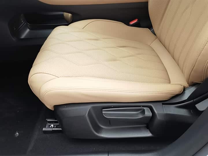 Фото 20 - Geely Galaxy A7