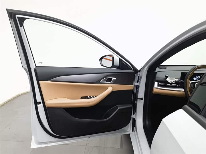 Фото 8 - Geely Galaxy A7