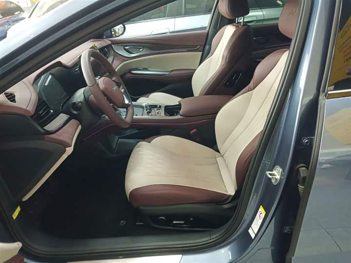 Фото 15 - BYD Seal