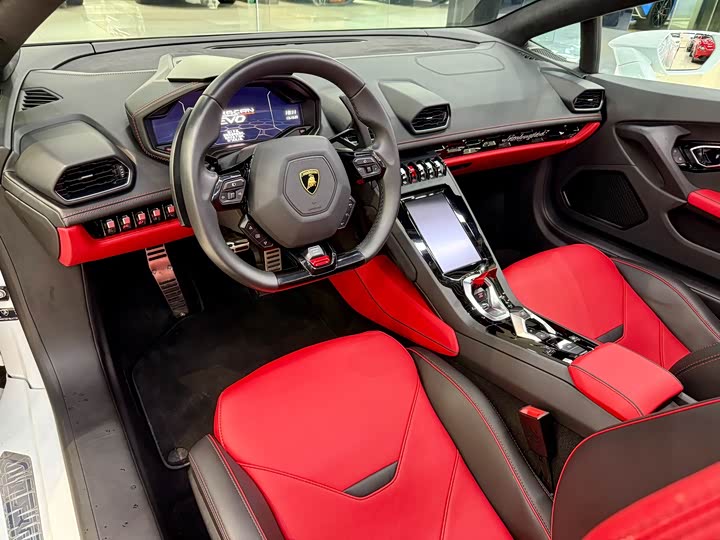 Фото 10 - Lamborghini Huracán