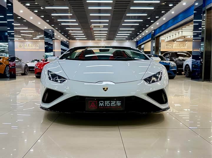 Фото 2 - Lamborghini Huracán