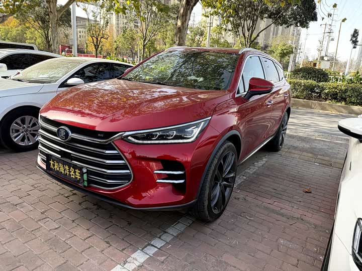 Фото 1 - BYD Tang Hybrid/EV