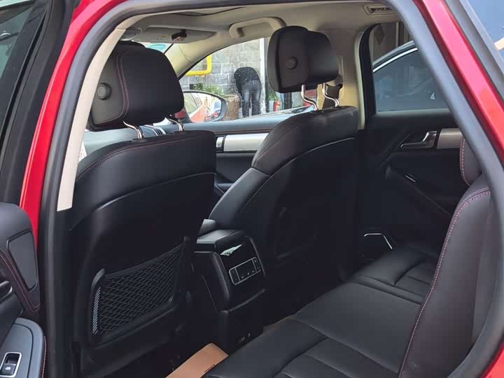 Фото 12 - BYD Tang Hybrid/EV