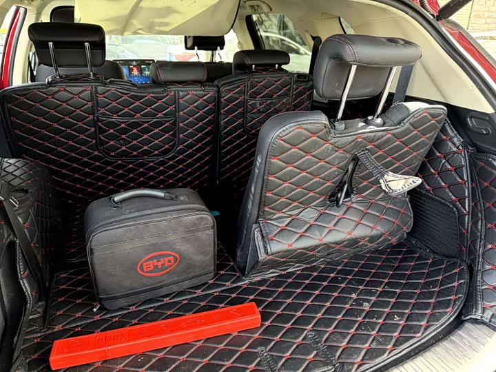 Фото 5 - BYD Tang Hybrid/EV