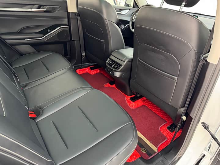 Фото 14 - Haval H6